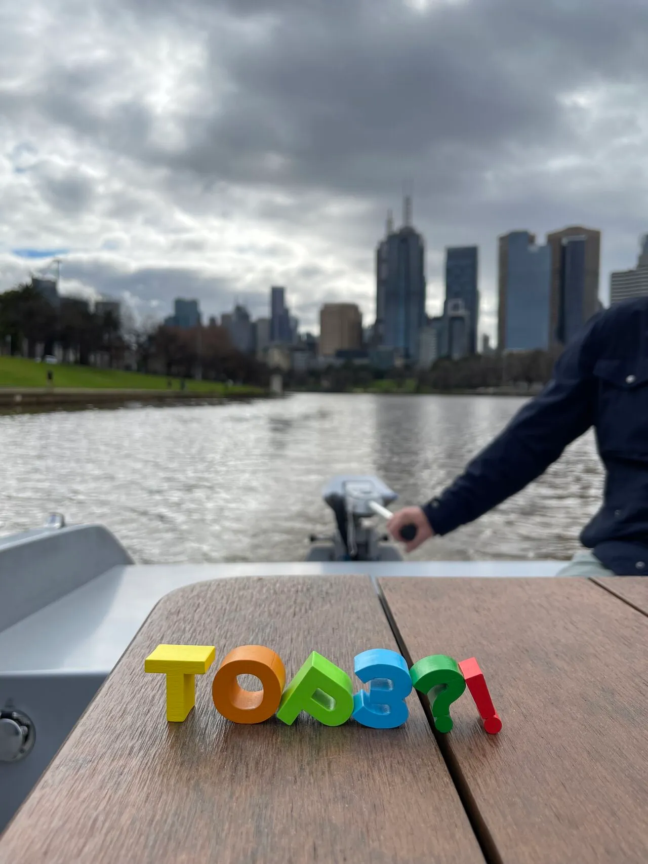 The TOP 3?! pieces along for a boat ride past the Melbourne skyline